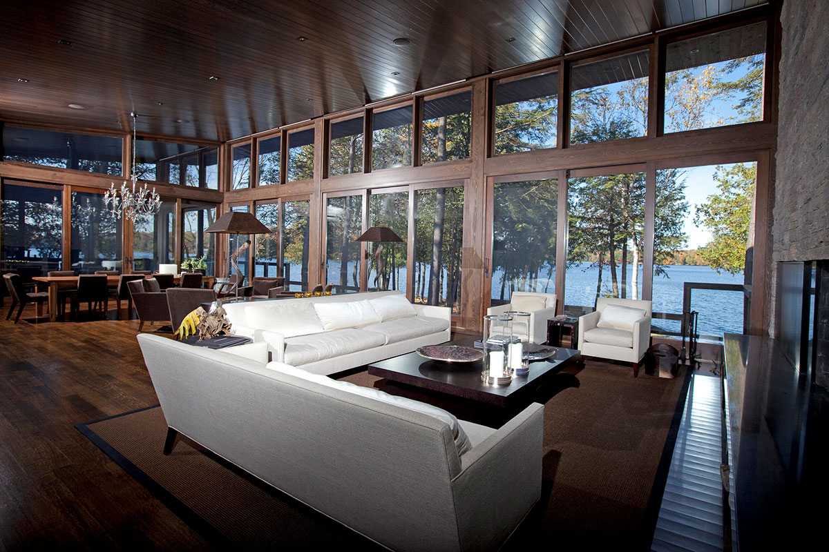 Living space in a Muskoka Lake contemporary cottage