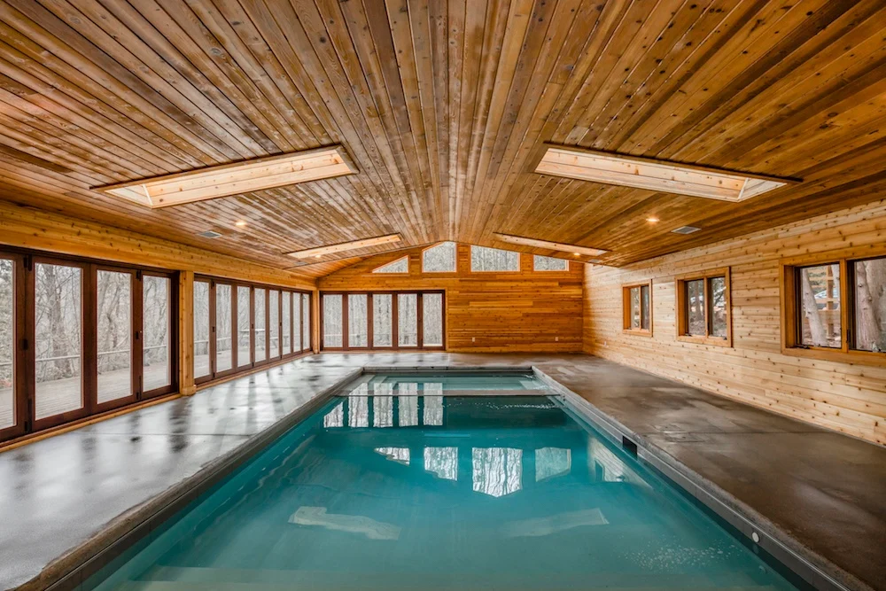 Case Study: A Stunning Pool Room to Match its Ravine-Side View 2